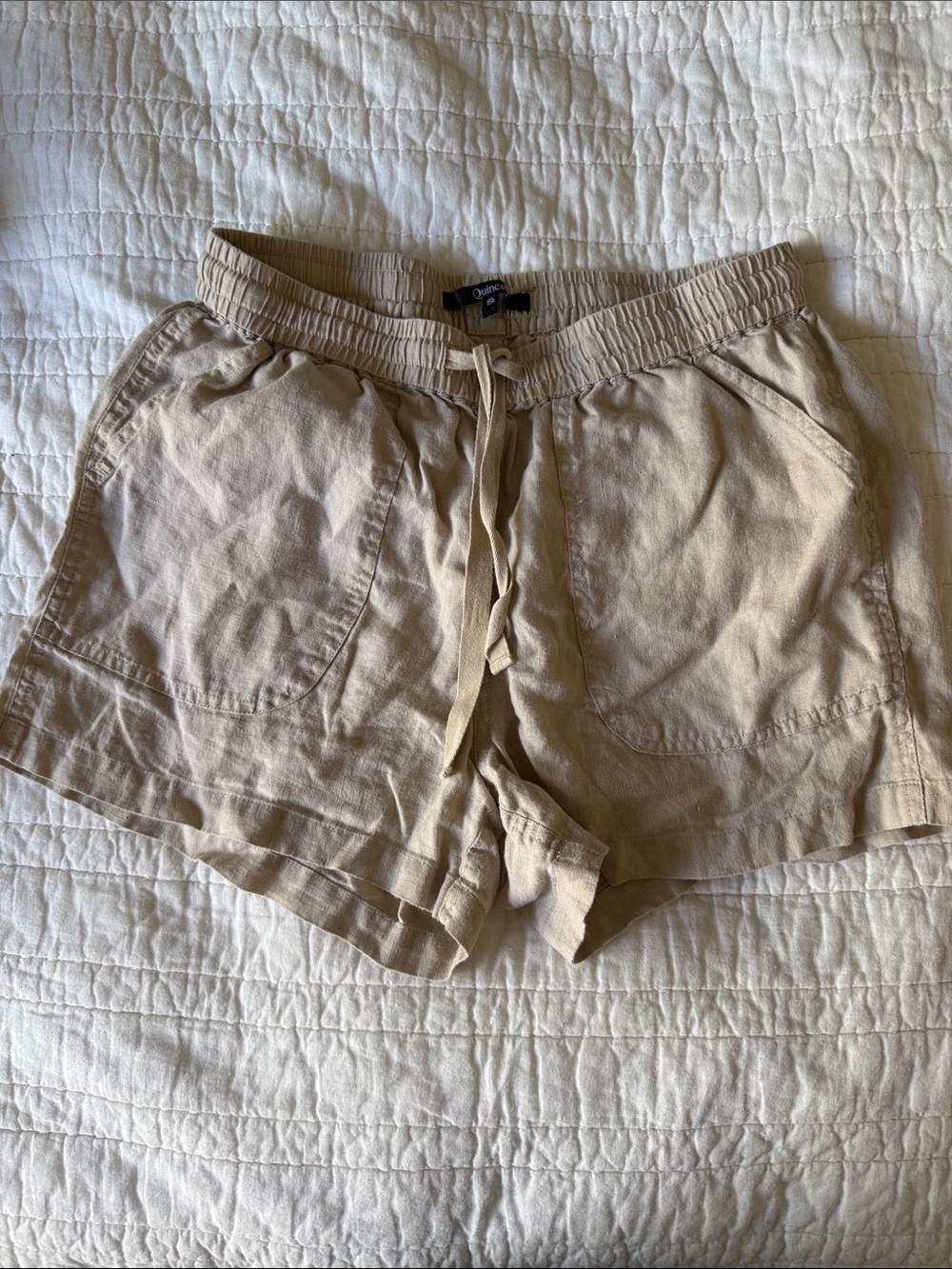 Quince linen shorts size small taupe